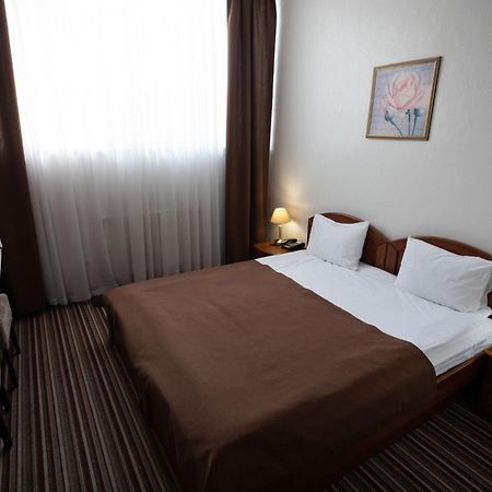Hotel Kopa - Žovkva Exteriér fotografie