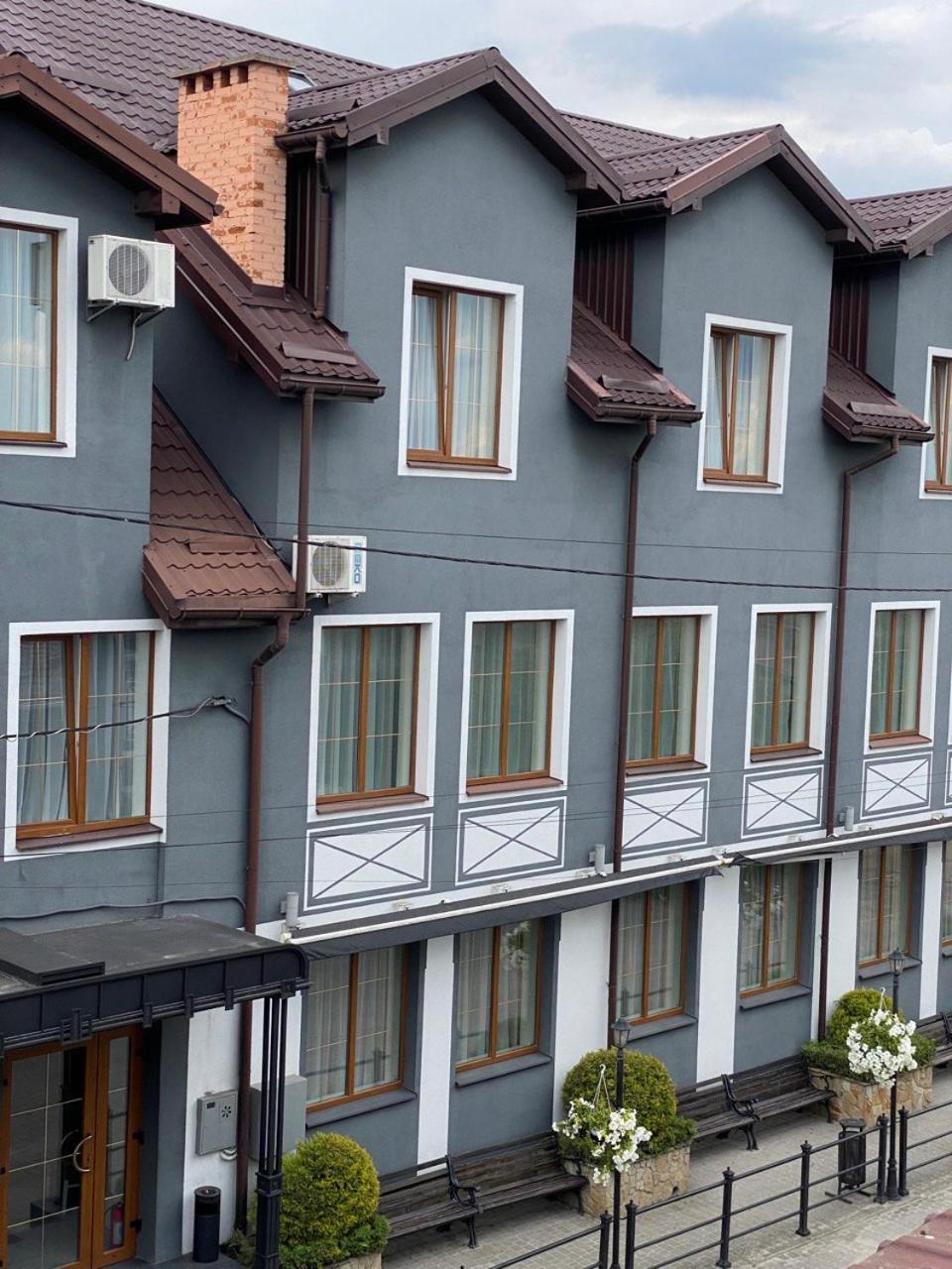Hotel Kopa - Žovkva Exteriér fotografie