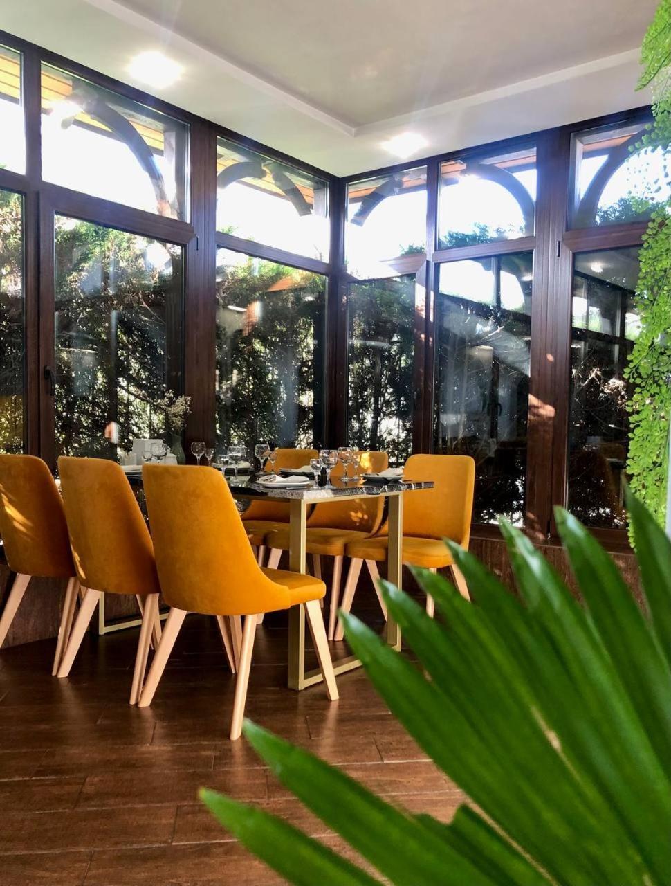 Hotel Kopa - Žovkva Exteriér fotografie