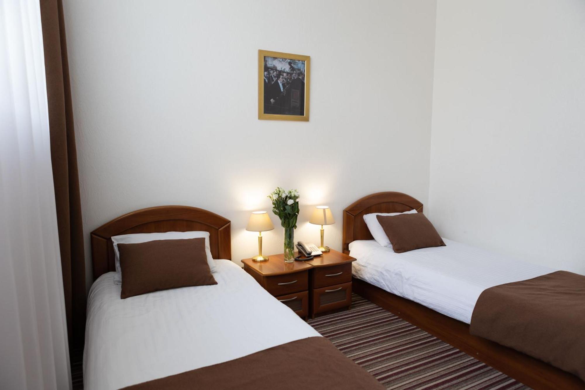 Hotel Kopa - Žovkva Exteriér fotografie